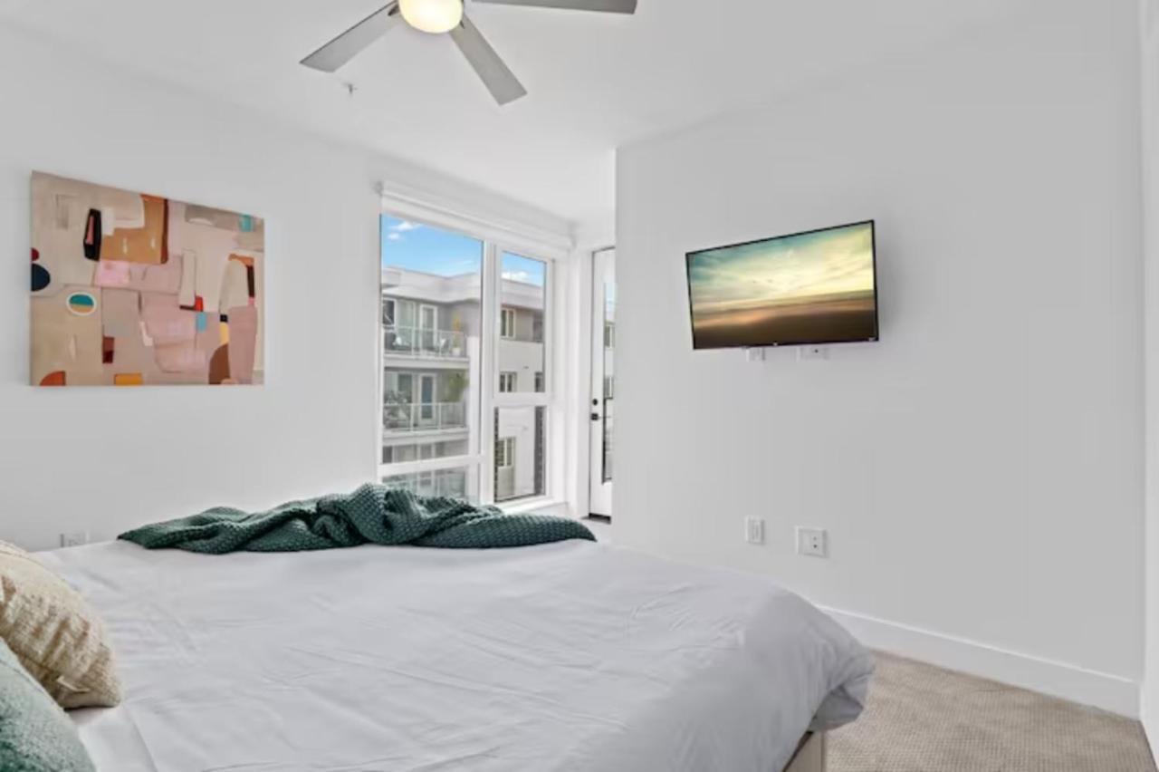 Luxurious 2-Bedroom 2-Bath Unit With Marina Views Los Angeles Exterior photo